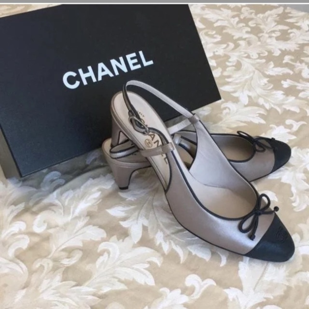 Chanel CC Slingback Bow Pumps